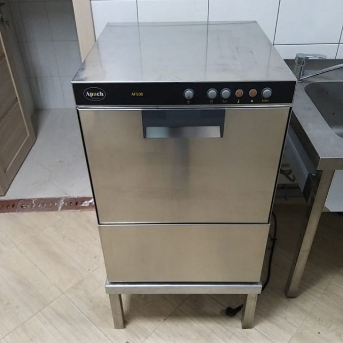 картинка Машина посудомоечная фронтальная Apach AF500